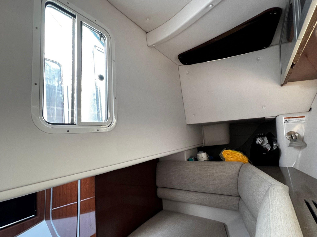 Four Winns 350 HORIZON