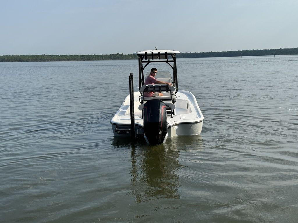 Turner Boat Works 2500 VS