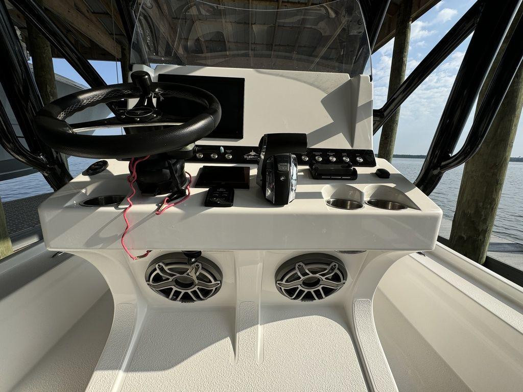 Turner Boat Works 2500 VS