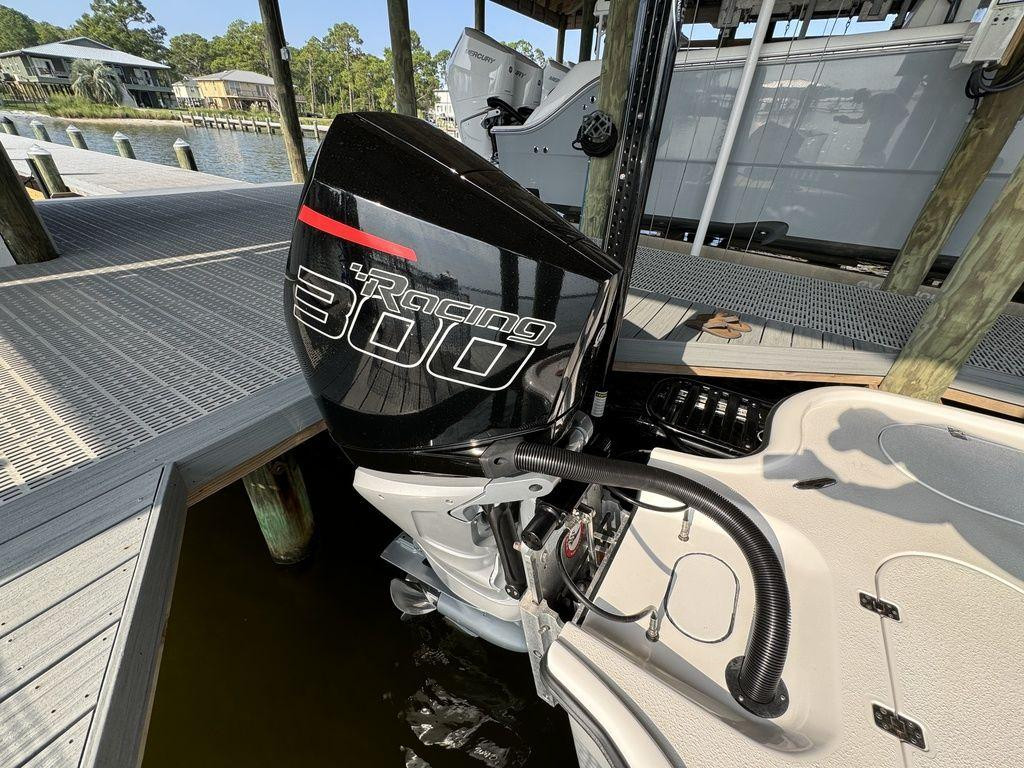 Turner Boat Works 2500 VS