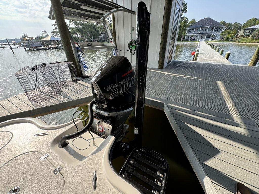 Turner Boat Works 2500 VS