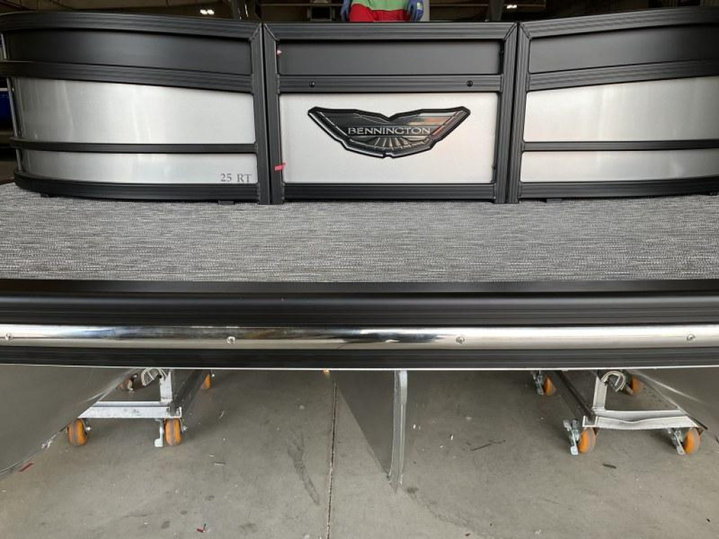 Bennington 25 RTSBA