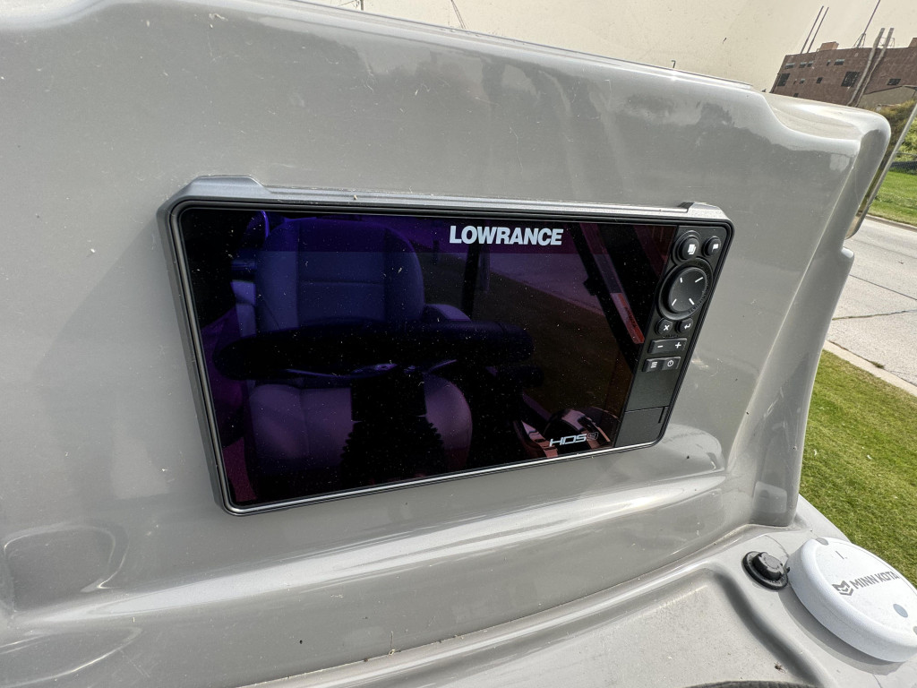 Angler QWEST 8524 FAMILY FISH