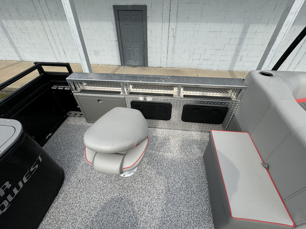 Angler QWEST 8524 FAMILY FISH