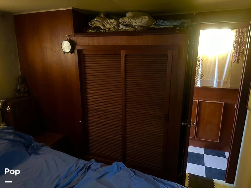 Chris-Craft 450 Yacht Home