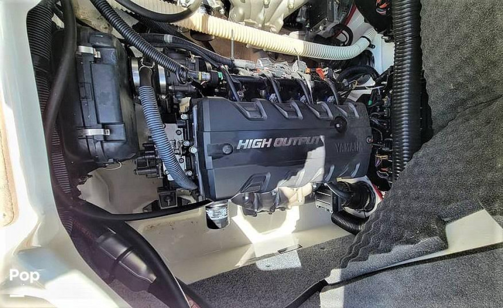 Yamaha E Series 242 LIMITED