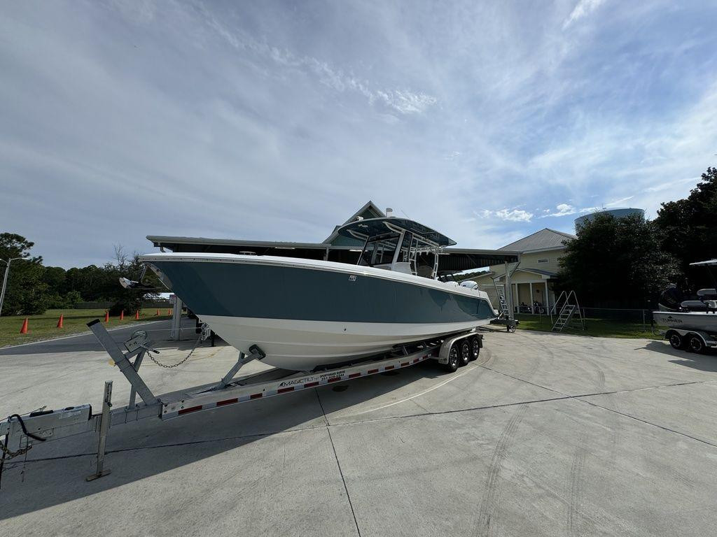 Edgewater Center Console