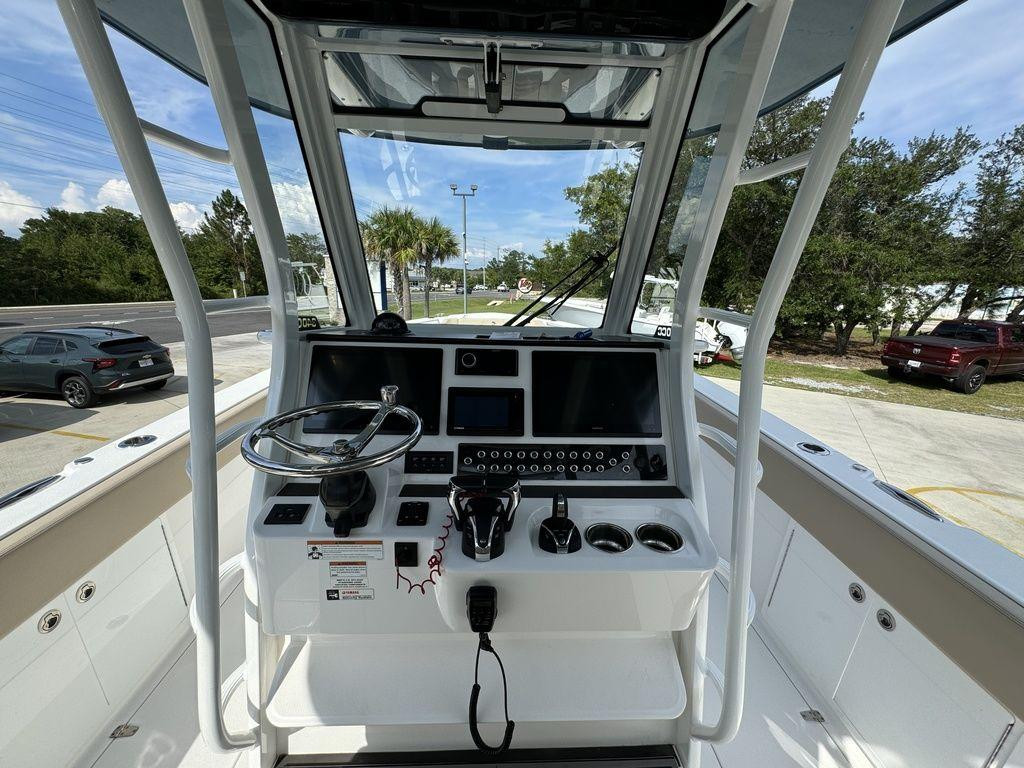 Edgewater Center Console