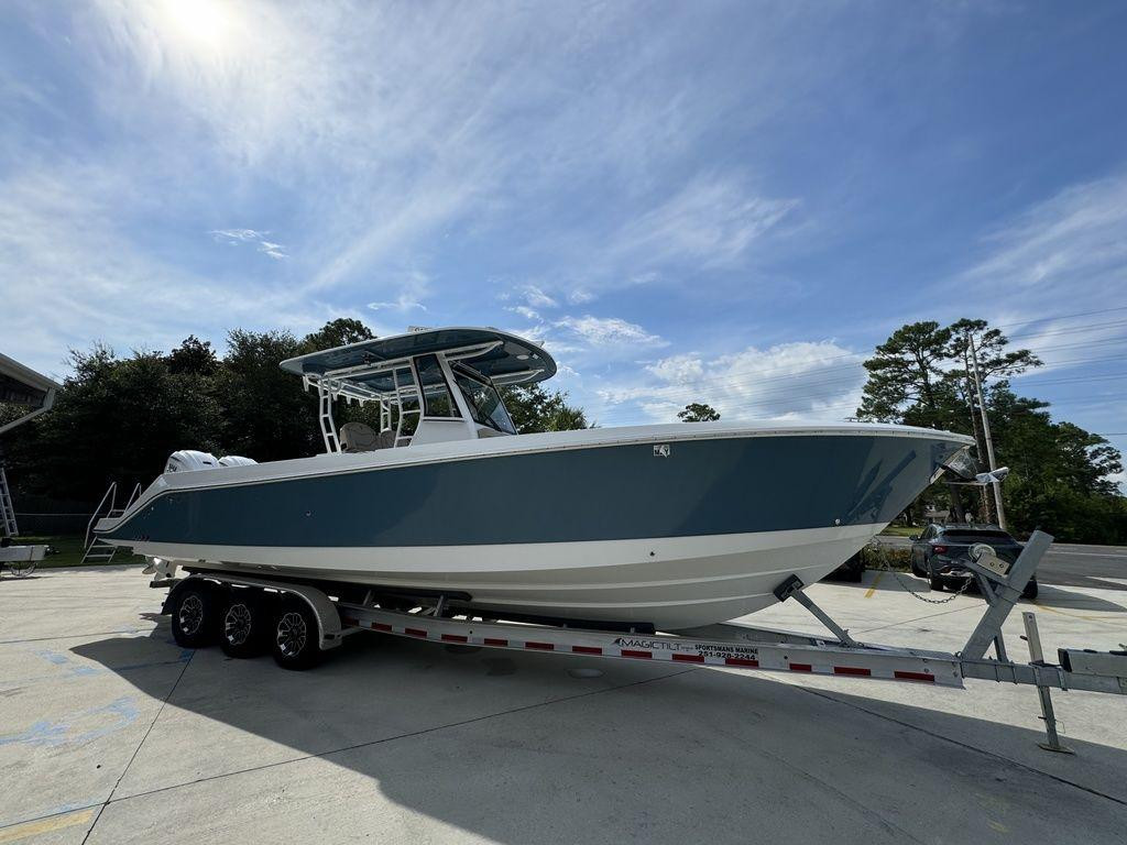 Edgewater Center Console