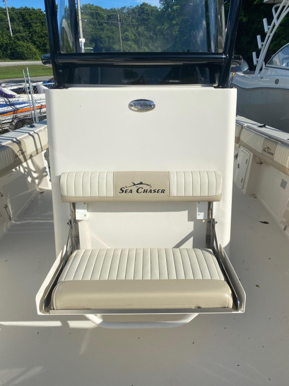 Sea Chaser 27HFC
