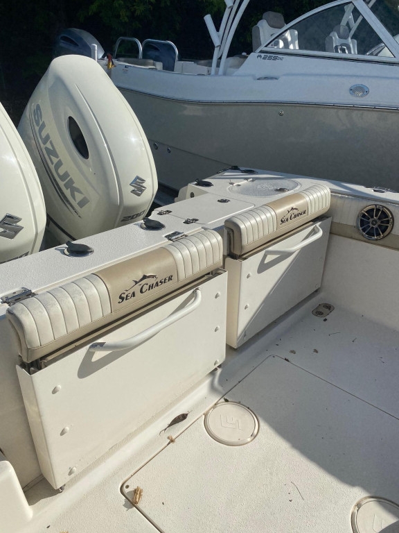 Sea Chaser 27HFC
