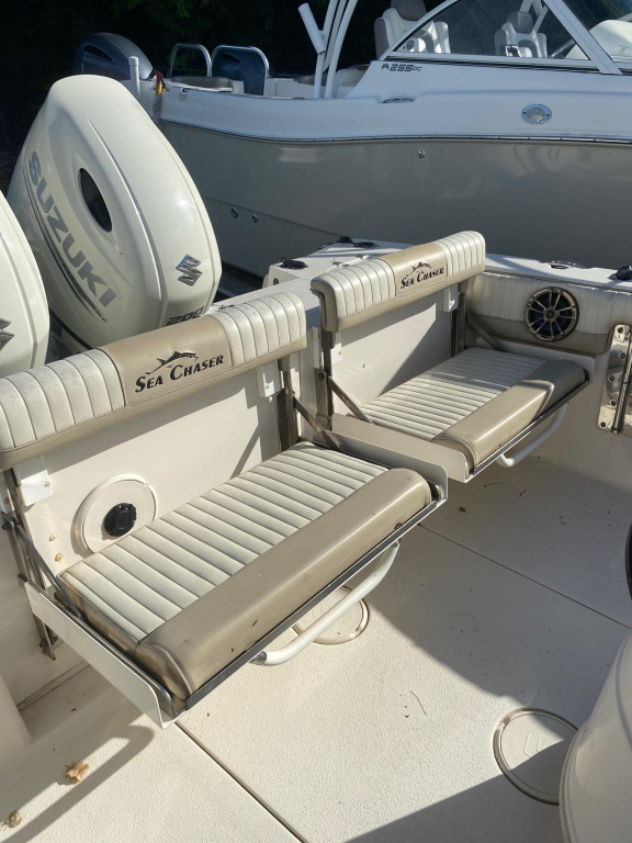 Sea Chaser 27HFC