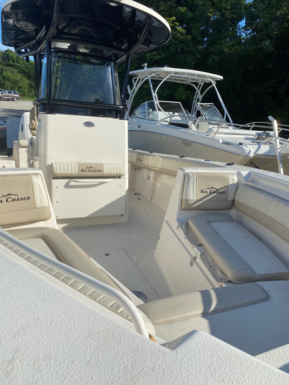 Sea Chaser 27HFC