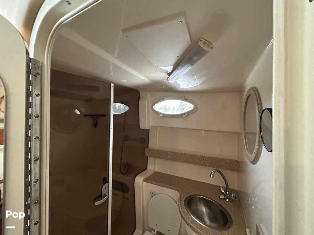 Rinker Fiesta Vee 342