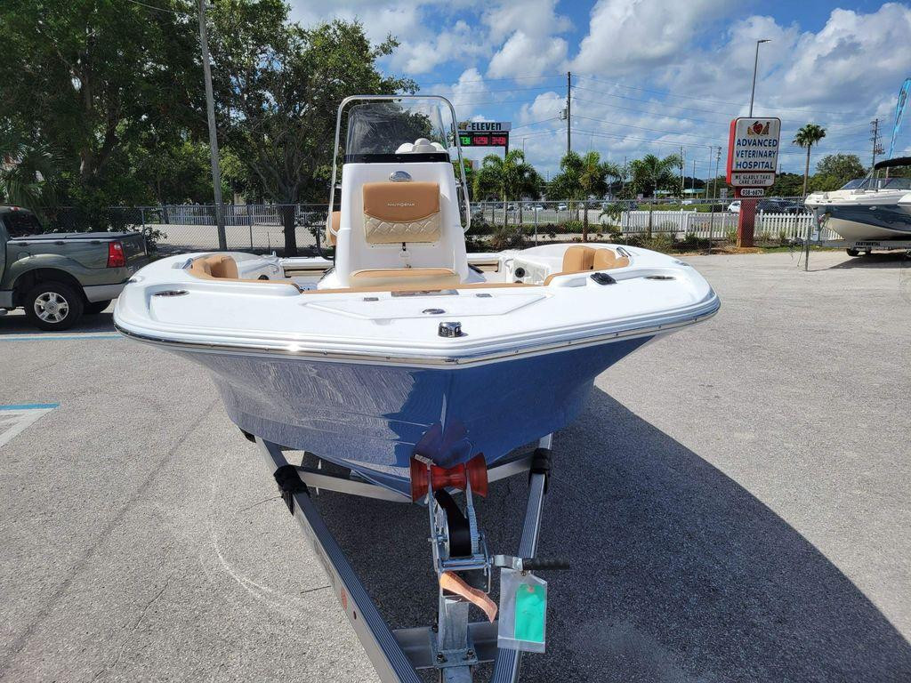 Nautic Star 191 Hybrid