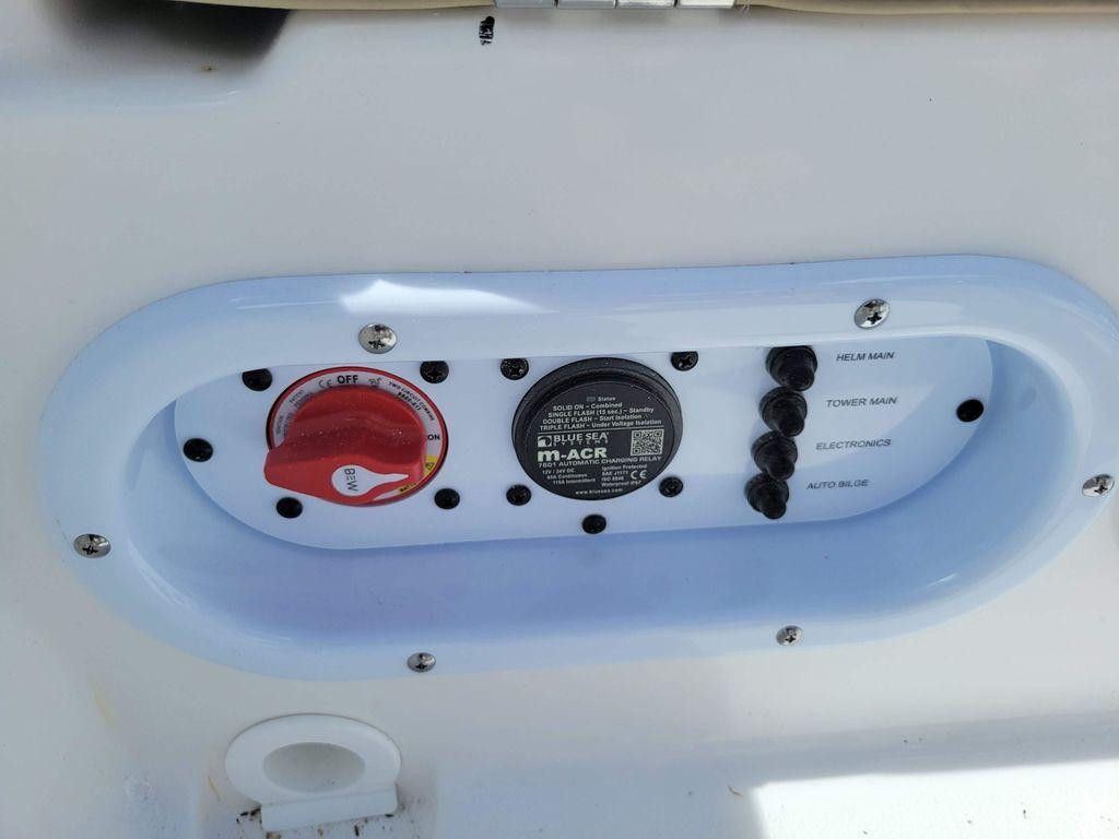 Nautic Star 191 Hybrid