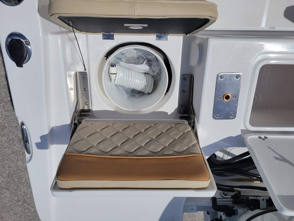 Nautic Star 191 Hybrid