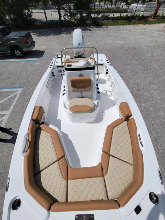 Nautic Star 191 Hybrid