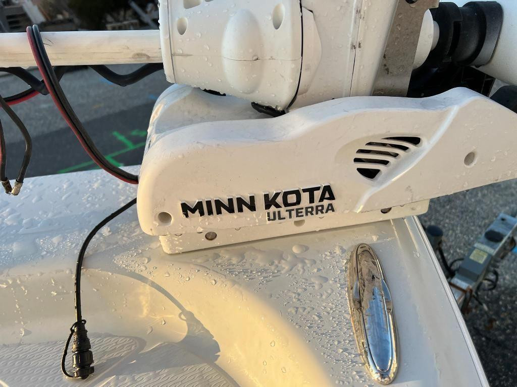 Blue Wave 2400 Pure Bay