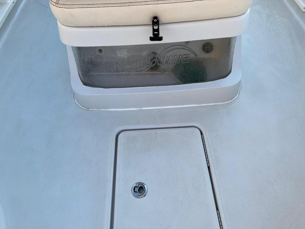 Blue Wave 2400 Pure Bay