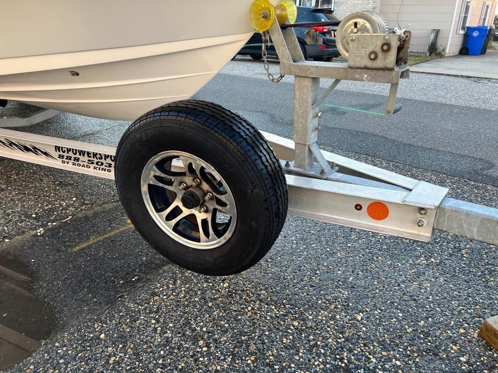 Blue Wave 2400 Pure Bay