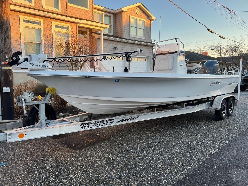 Blue Wave 2400 Pure Bay