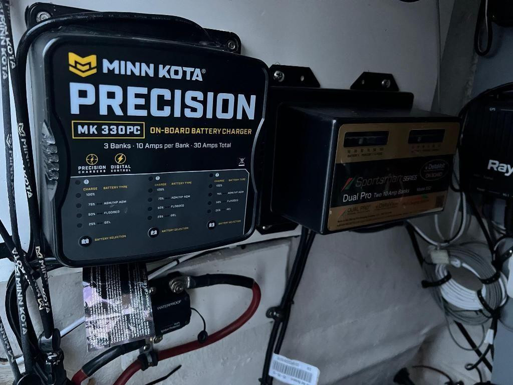 Blue Wave 2400 Pure Bay