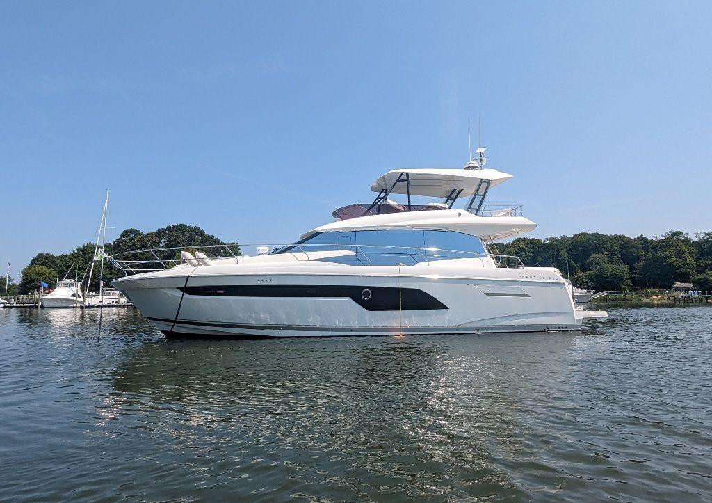 Prestige 520 Flybridge