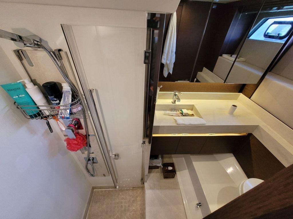 Prestige 520 Flybridge