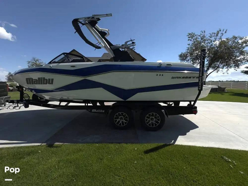 Malibu 22 LSV
