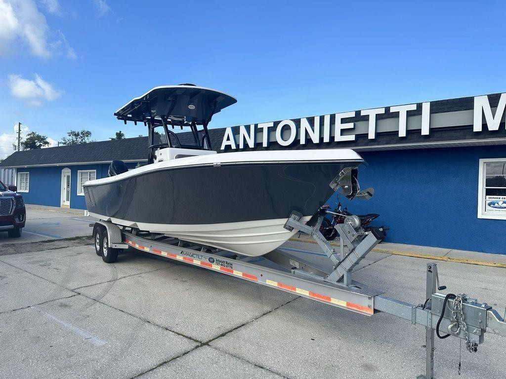 Sea Born LX26 Center Console LE