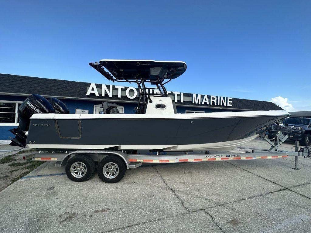 Sea Born LX26 Center Console LE