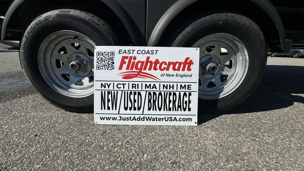 Chaparral 23 H2O Surf