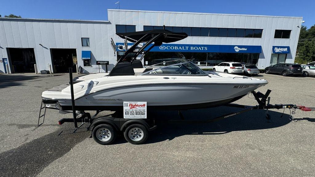 Chaparral 23 H2O Surf