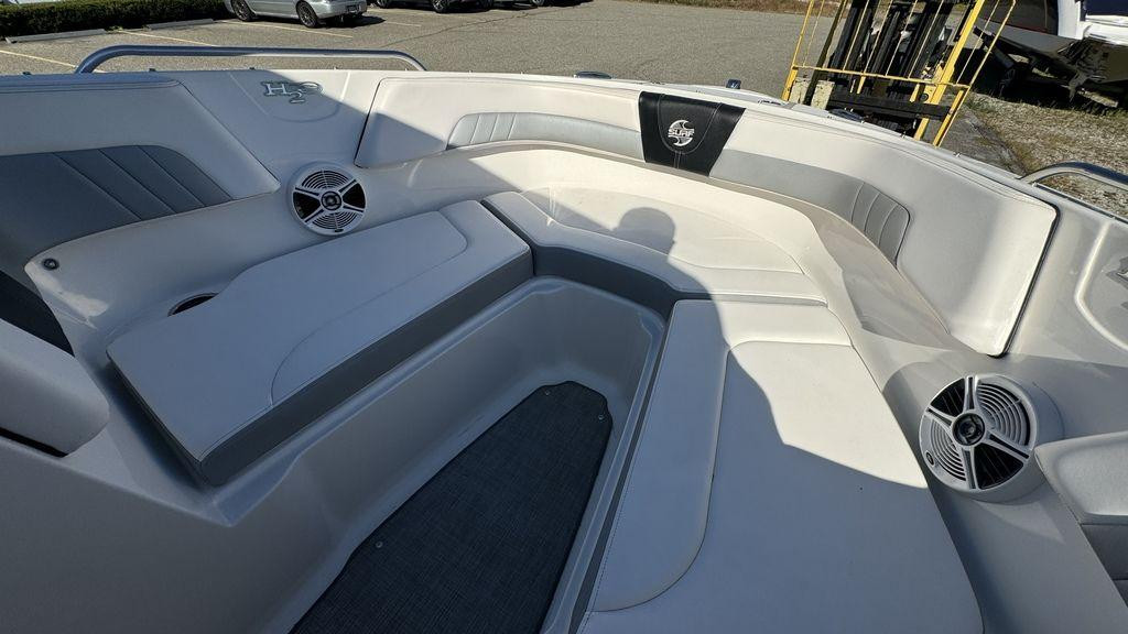 Chaparral 23 H2O Surf