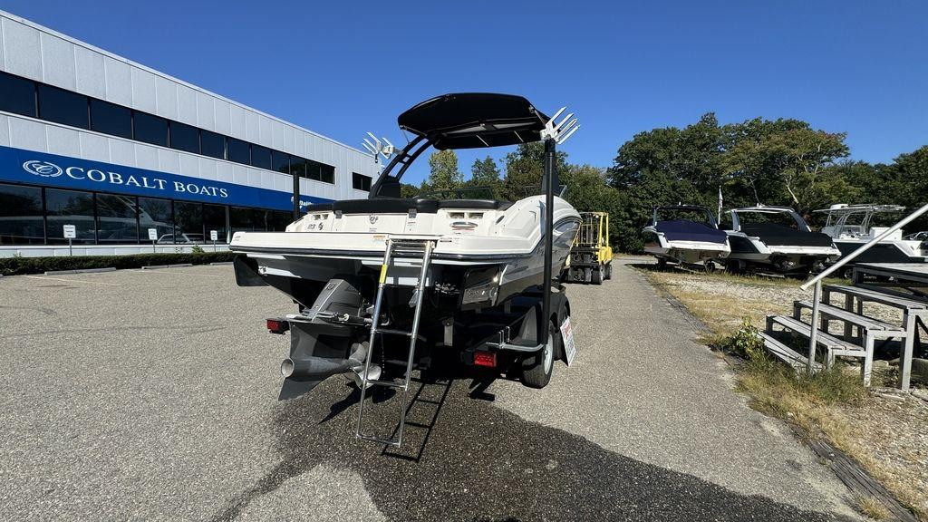 Chaparral 23 H2O Surf