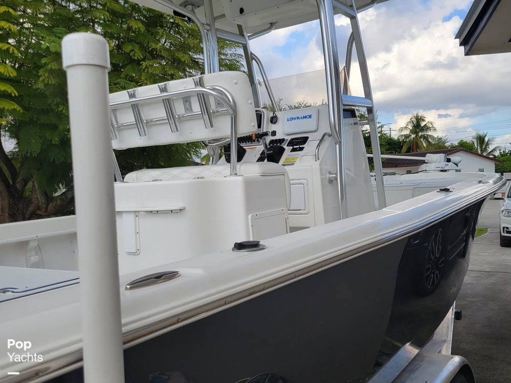 Sea Hunt 24 BR