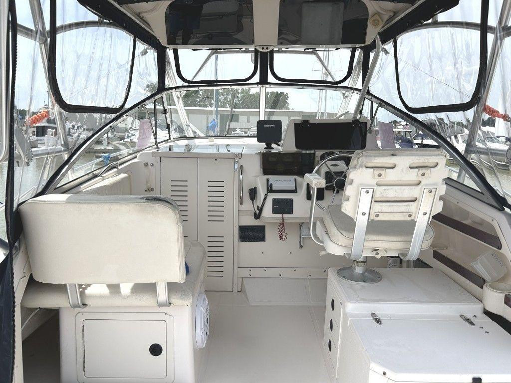 Grady White Marlin 300