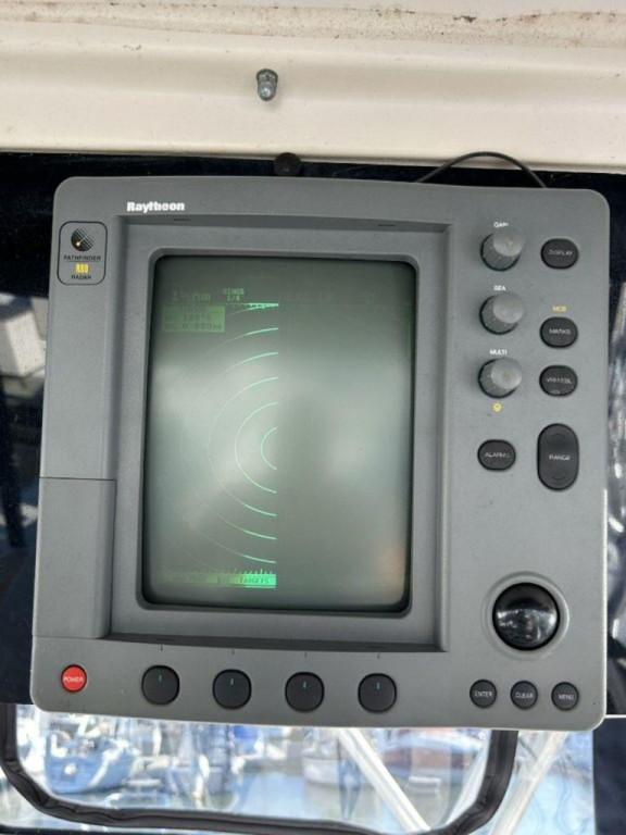 Grady White Marlin 300