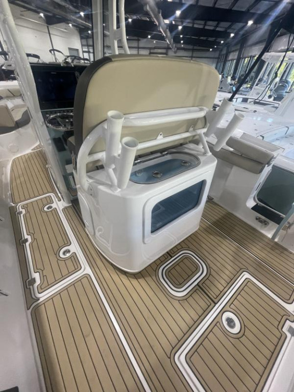 Tidewater 256 Adventure