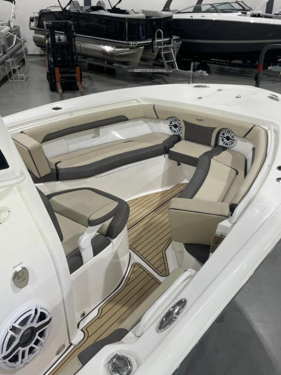 Tidewater 256 Adventure