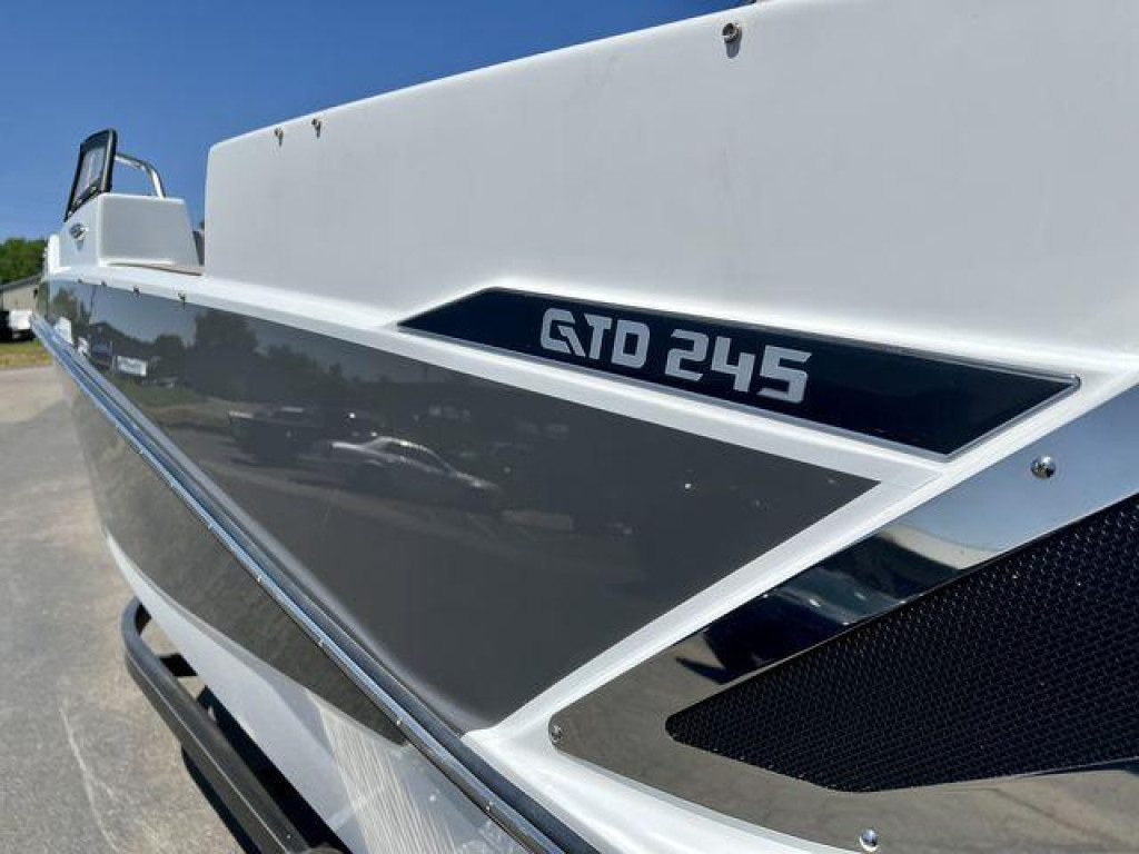 Glastron 245 GTD
