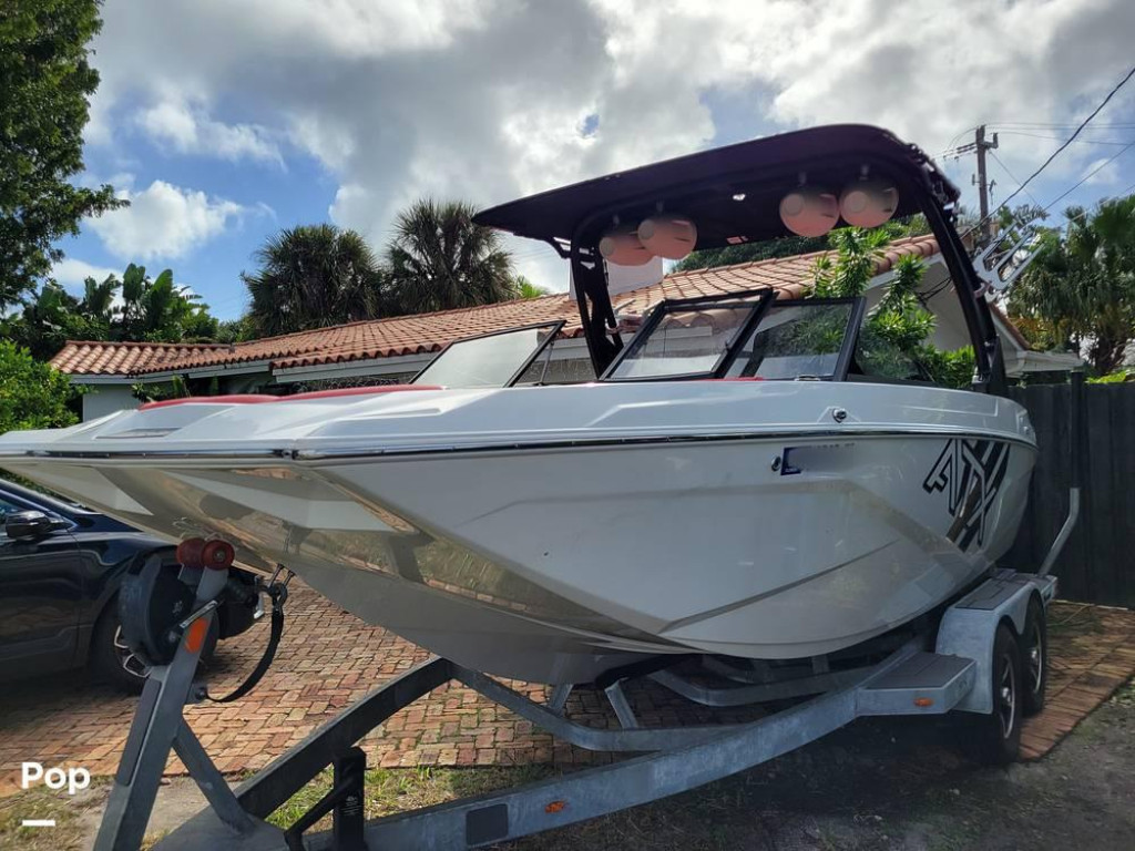ATX Surf Boats 20 type S