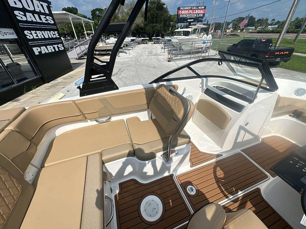 Bayliner VR5 Bowrider I O
