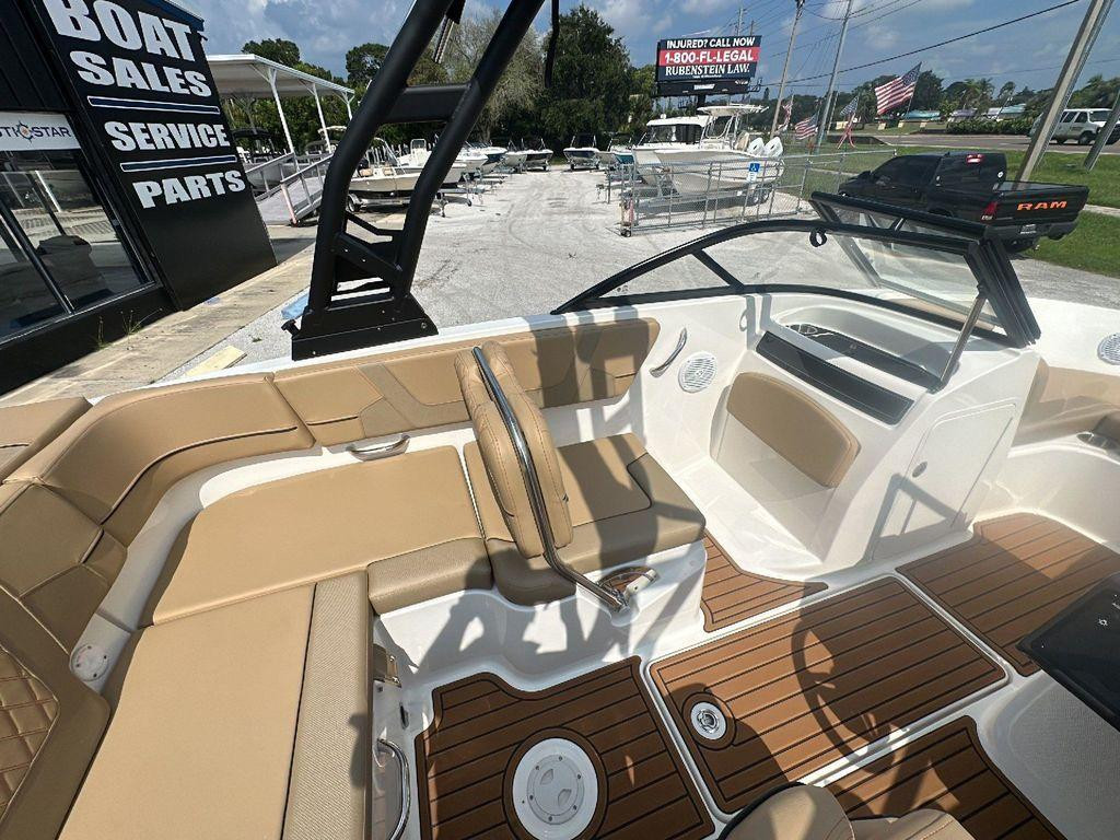 Bayliner VR5 Bowrider I O