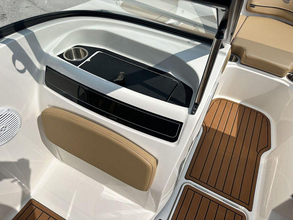 Bayliner VR5 Bowrider I O