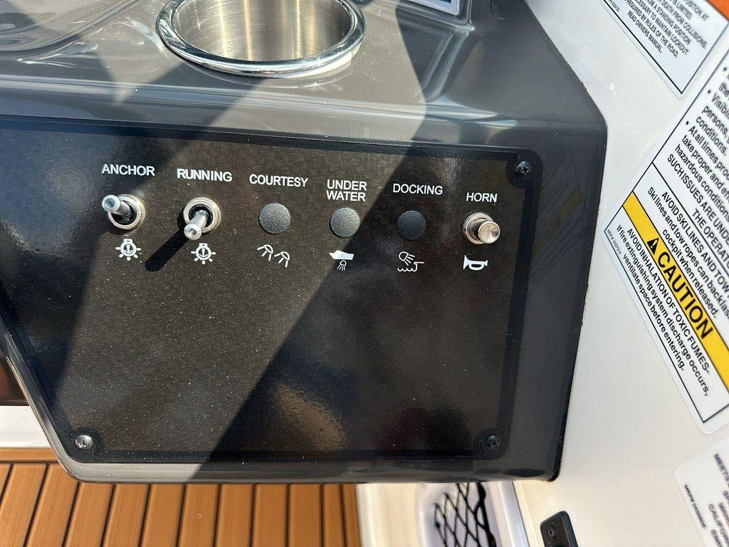 Bayliner VR5 Bowrider I O