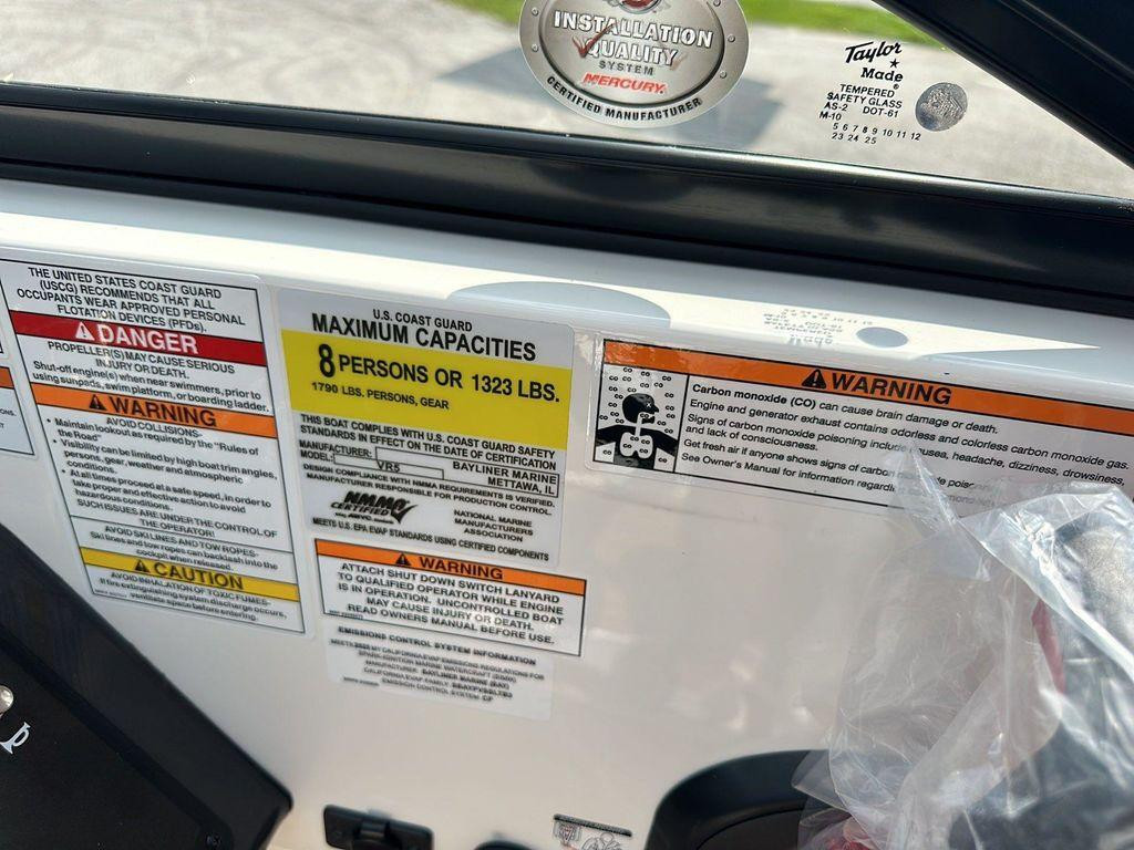 Bayliner VR5 Bowrider I O