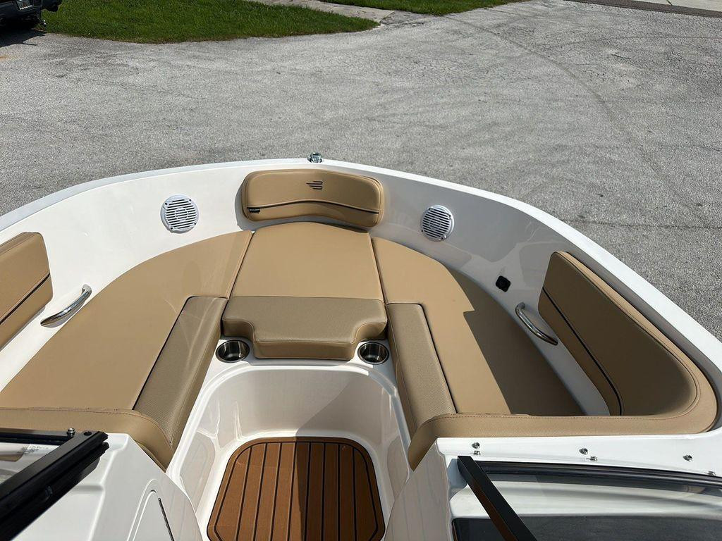 Bayliner VR5 Bowrider I O