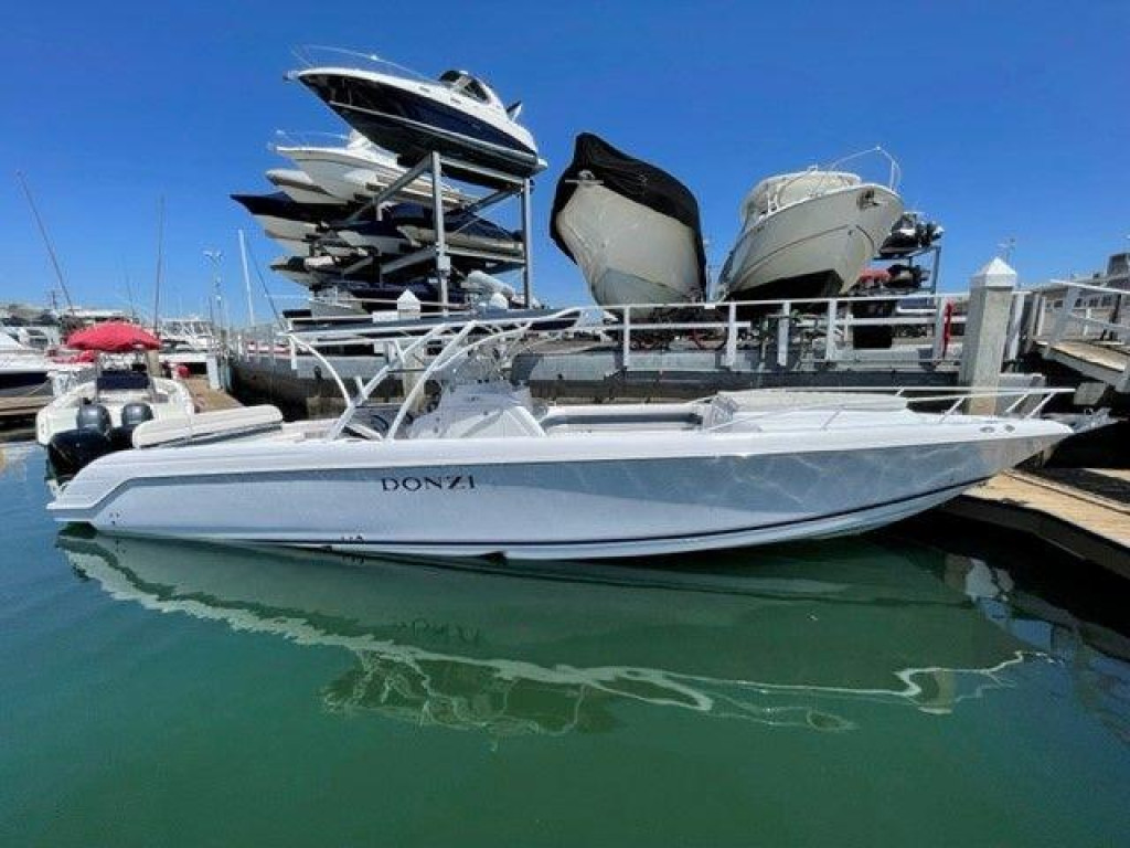 Donzi 38 ZFX CUDDY